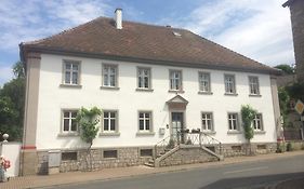 Ferienwohnungen im SCHUL&RATHHAUS Obervolkach